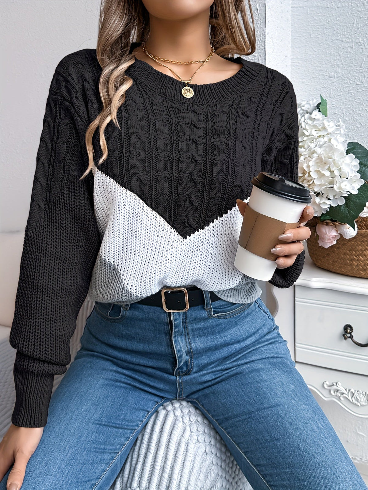 Bianca | Women's Color Block Knit Sweater – Crew Neck Pullover