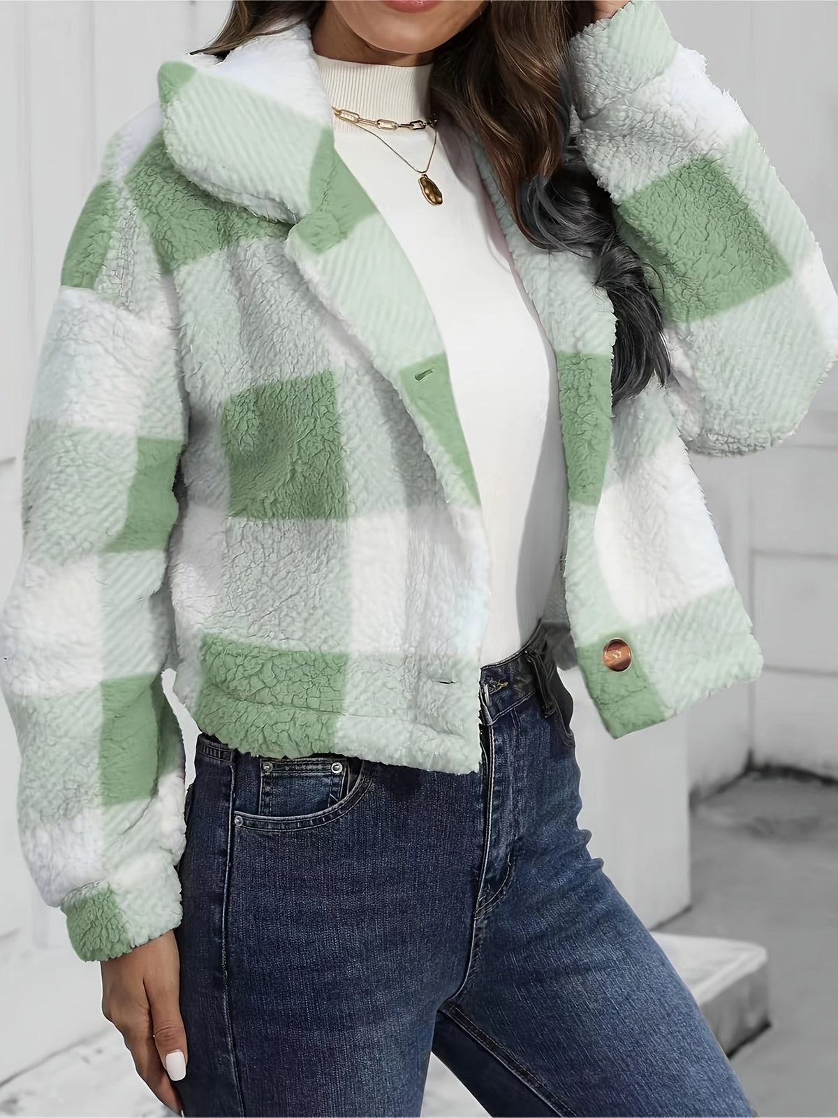 Lila | Women's Cropped Plaid Winter Jacket – Cozy Plush Jacket