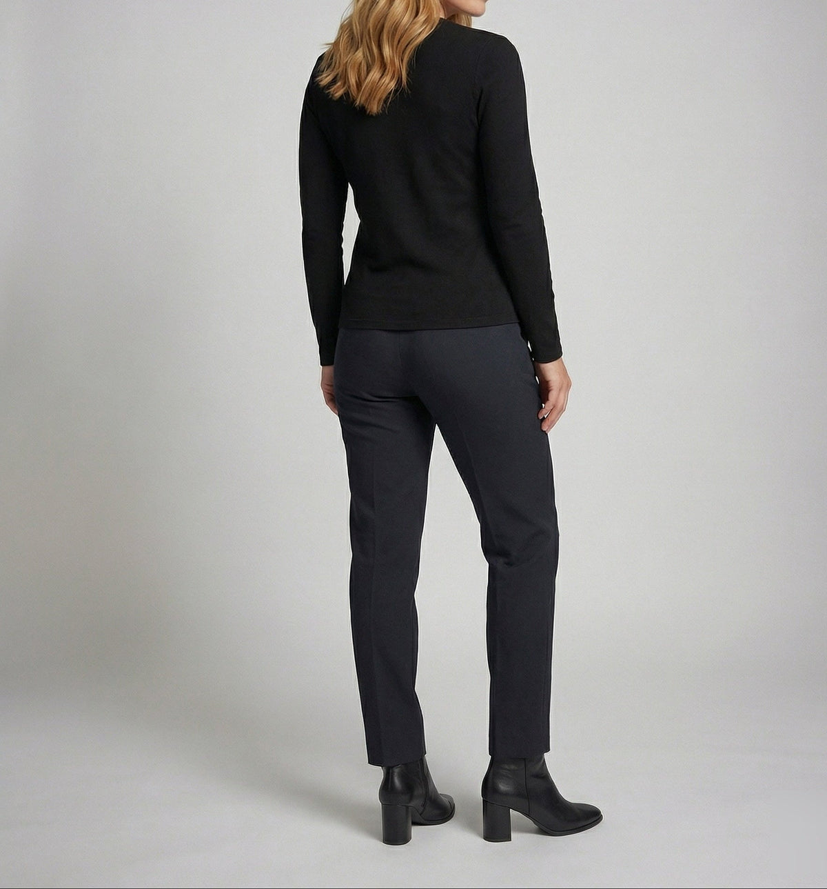 Daphne | Women's Slim V-Neck Cardigan Sweater – Fitted Button Front Cardigan
