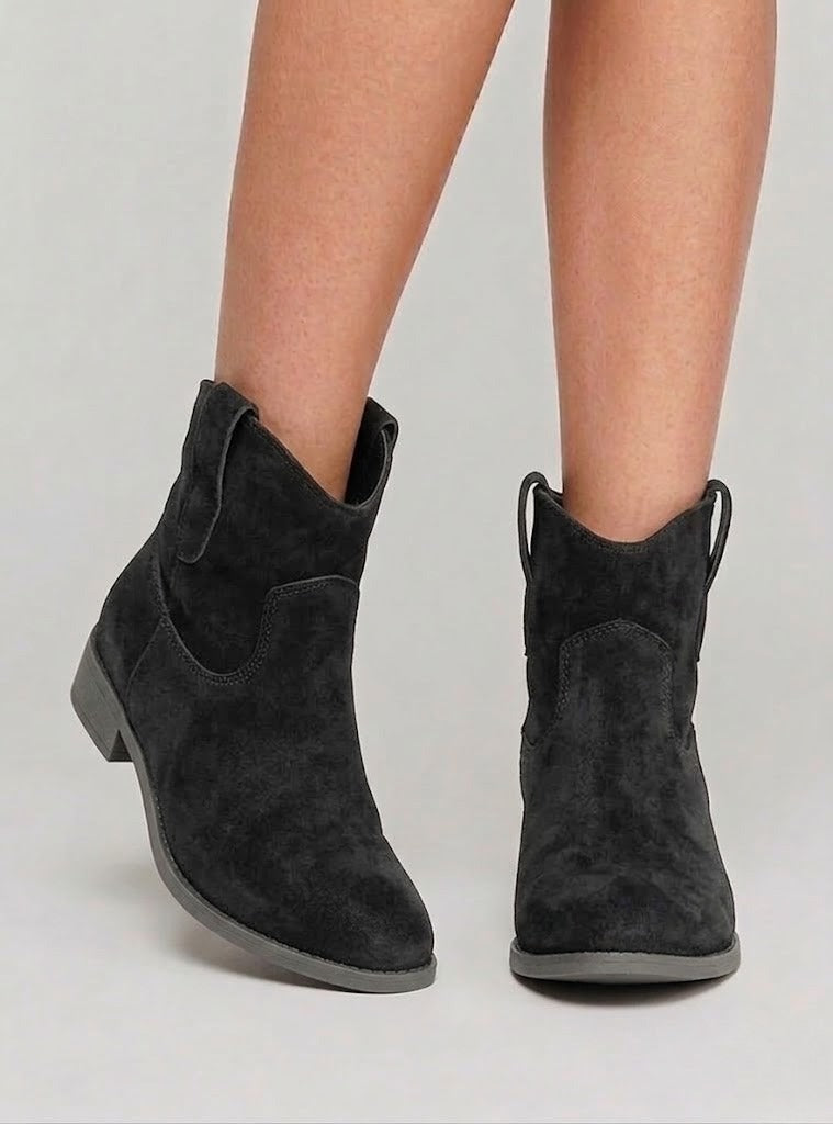 Aurora | Women's Ranch Style Winter Boots – Western Inspired Fall Boots