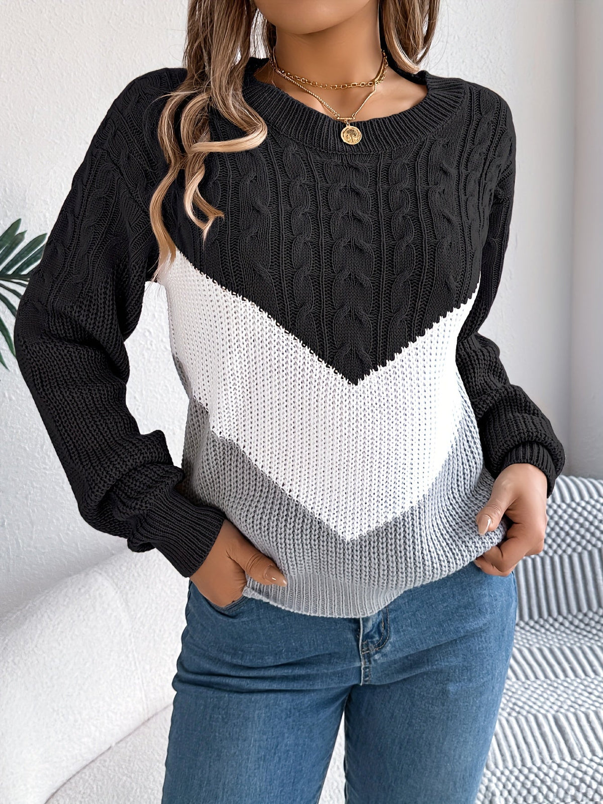 Bianca | Women's Color Block Knit Sweater – Crew Neck Pullover