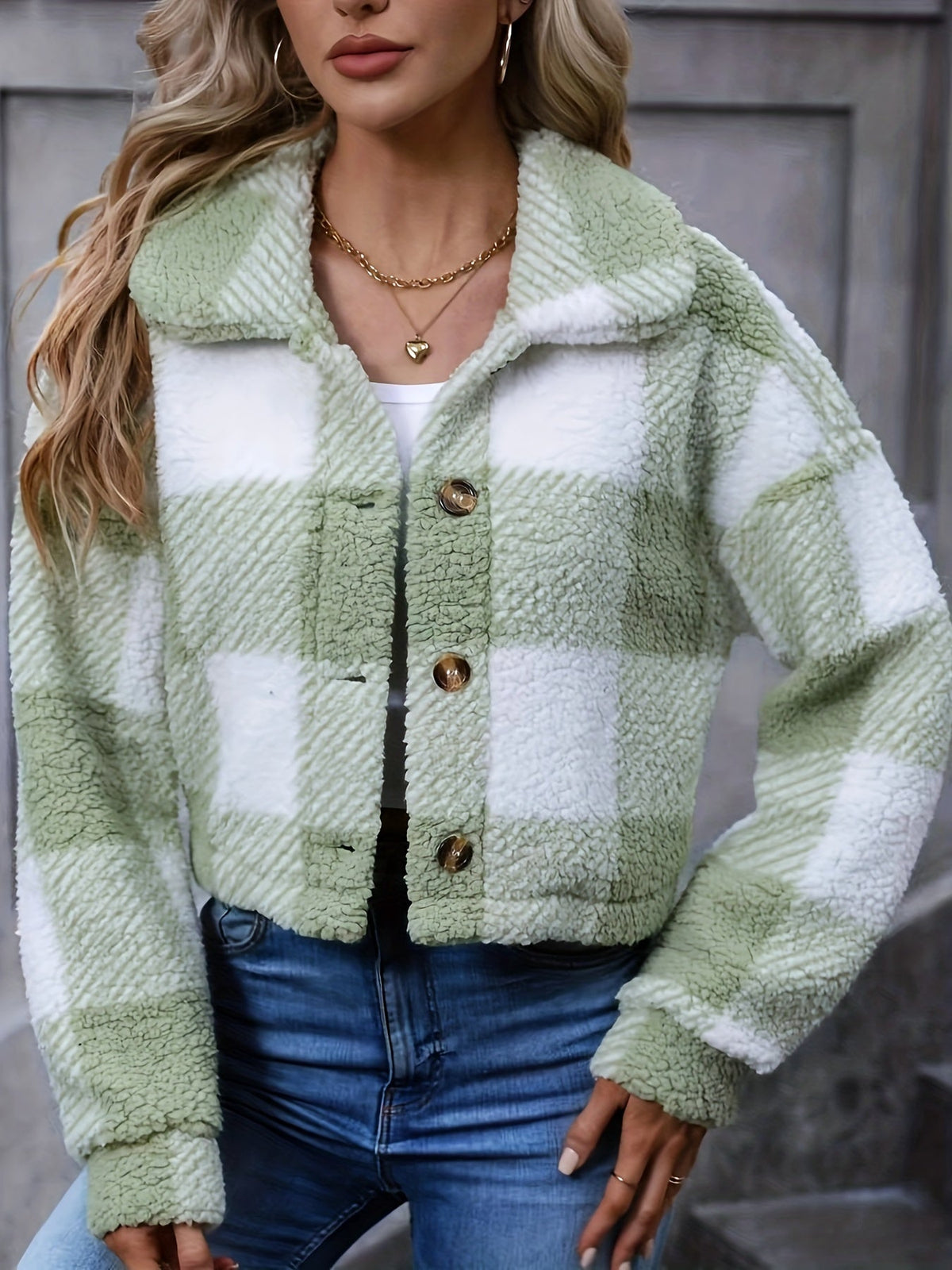 Lila | Women's Cropped Plaid Winter Jacket – Cozy Plush Jacket